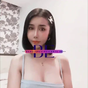 Pictures of Yuxuan Escort Girl