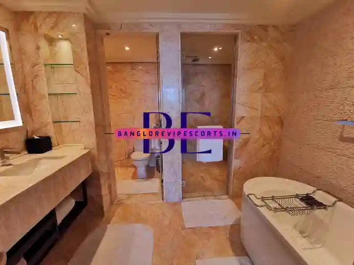 Call Girls in The Rizz-Carlton