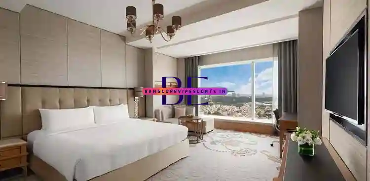 Call Girls in Shangri-La