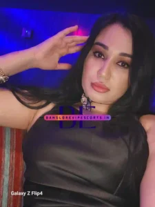 Kajak call girl Sezim