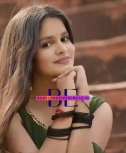 Model Rhea Escort profile