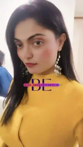 Pakistani Farrah Escort girl