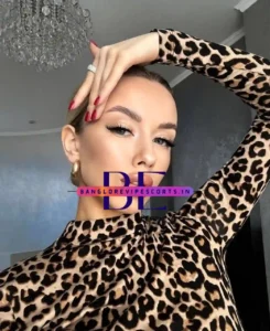 Latina Girl Claudia Escort profile