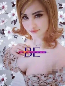 Pornstar Chumm Escort girl