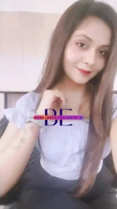 Teenager Kavya Escort girl