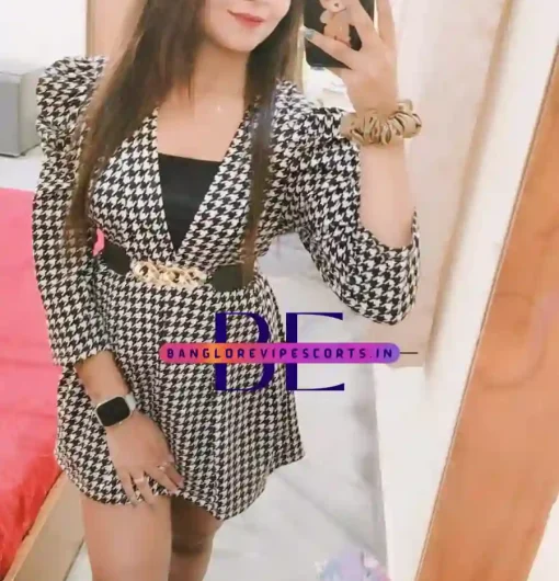 Images of a Working Lady