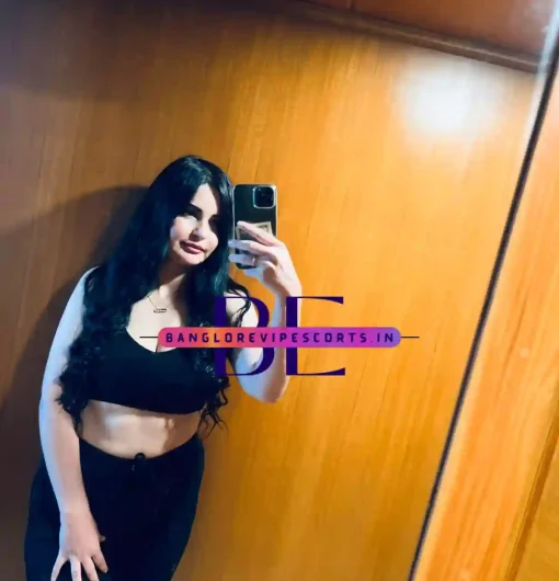 Escort Profile of Alice