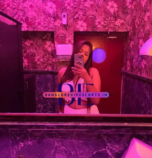 Images of a Working Lady