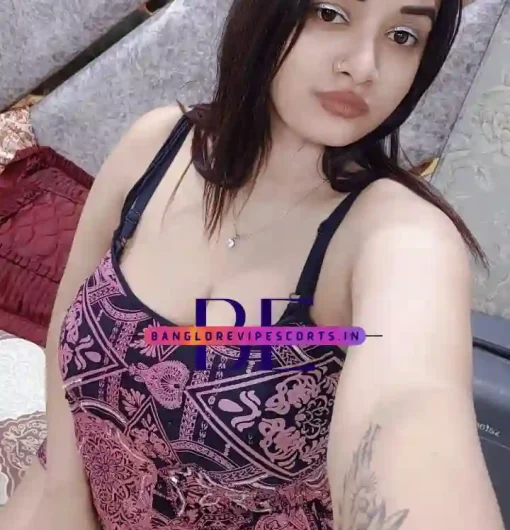 Photos of Mahi Escort Girl