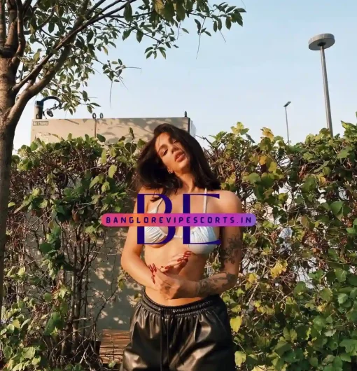 Images of a Working Lady