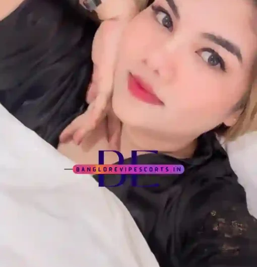 Images of a Working Lady