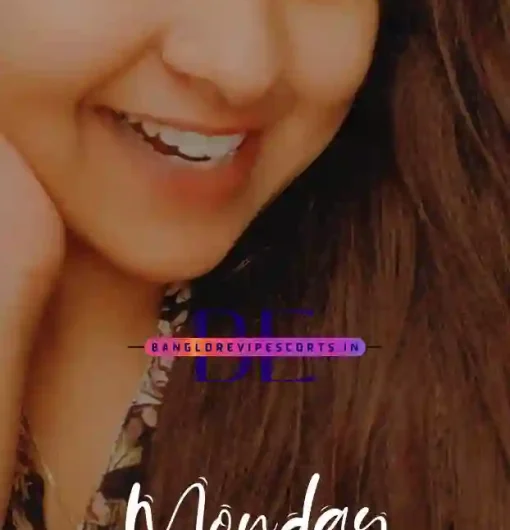 Pictures of Anukta Escort Girl