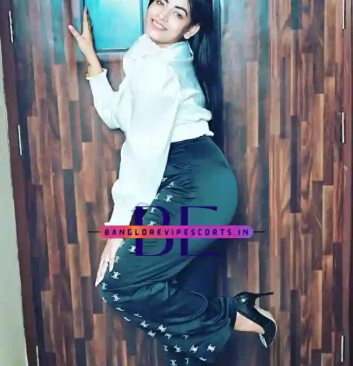 Images of a Working Lady