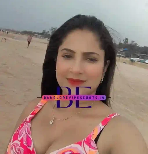 Images of a Working Lady