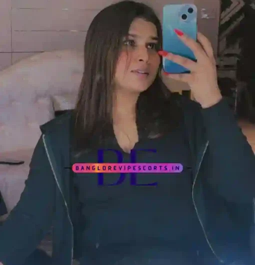 Images of a Working Lady