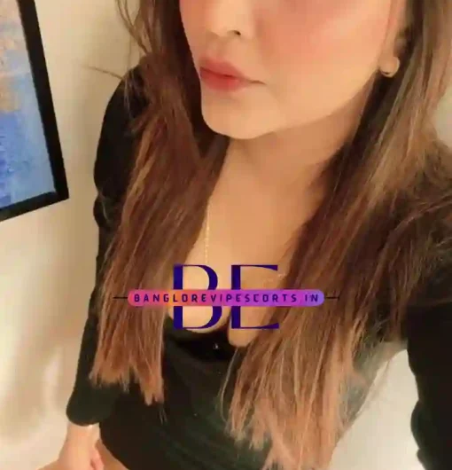 Images of a Working Lady