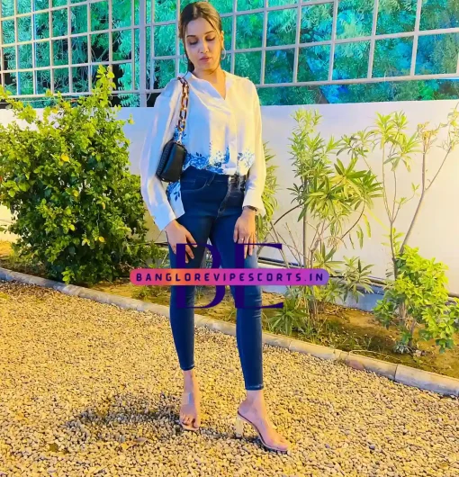 Images of a Working Lady