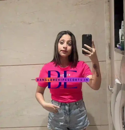 Escort Profile of Isha