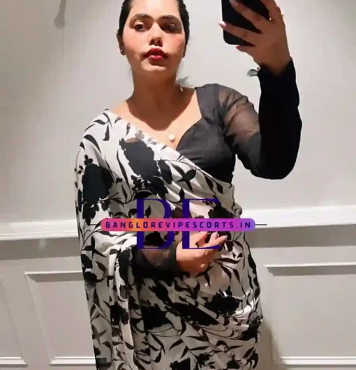 Photos of Milly Escort Girl