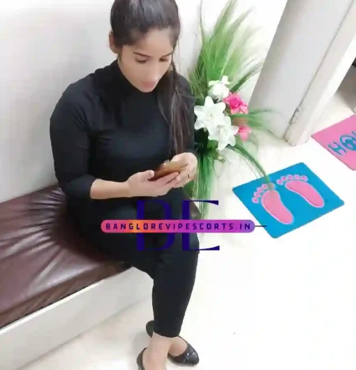 Escort Profile of Sonali