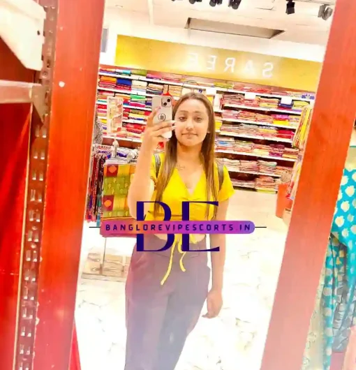 Images of a Working Lady