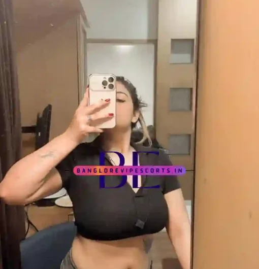 Images of a Working Lady