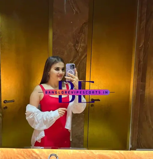 Images of a Working Lady