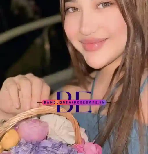 Photos of Violet Escort Girl