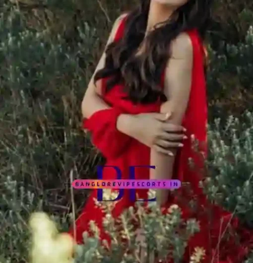 Photos of Haiza Escort Girl