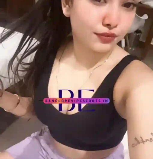 Photos of Lucia Escort Girl