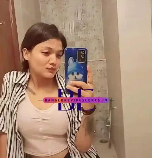 Photos of Sneha Escort Girl