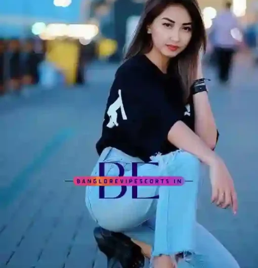 Photos of Sunny Escort Girl