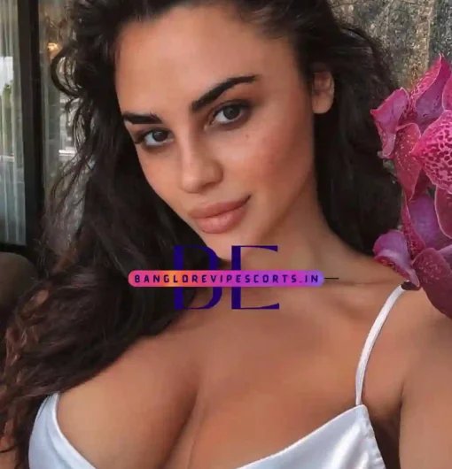 Escort Profile of Stella