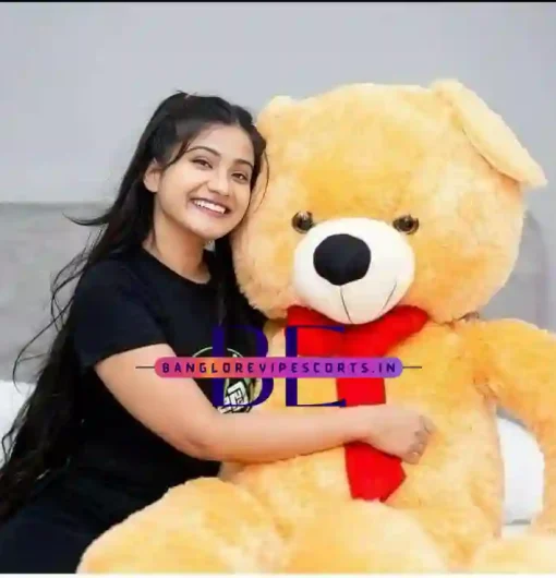 Pictures of Raima Escort Girl