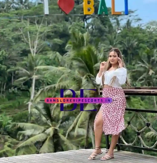 Pictures of Meghna Escort Girl