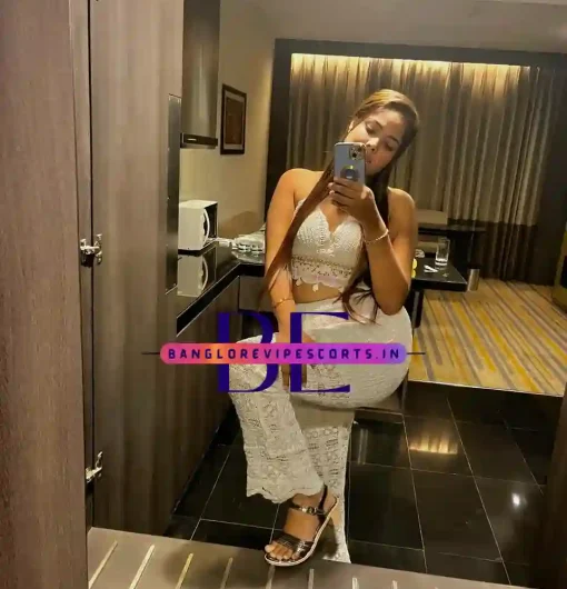 Escort Profile of Ishani