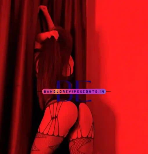 Escort Profile of Violet