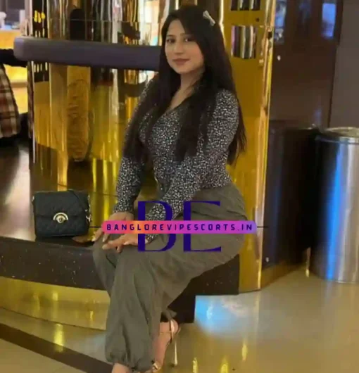 Images of a Working Lady