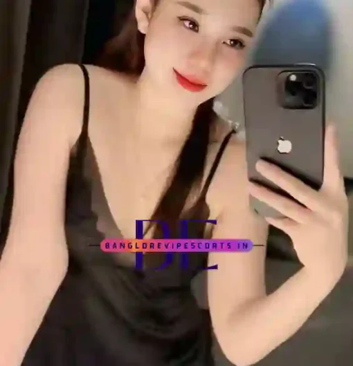 Photos of Meena Escort Girl