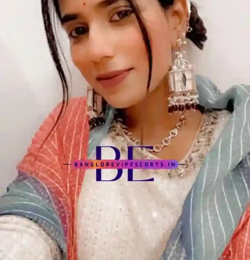 Images of a Working Lady