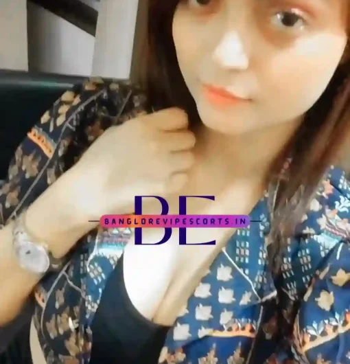 Photos of Farrah Escort Girl