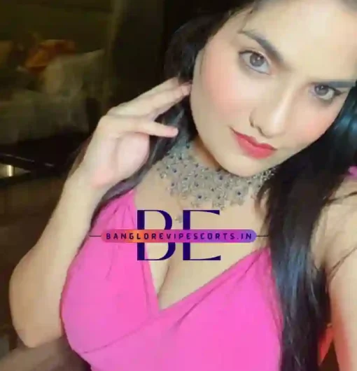 Images of a Working Lady