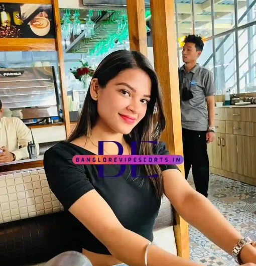 Pictures of Ritika Escort Girl