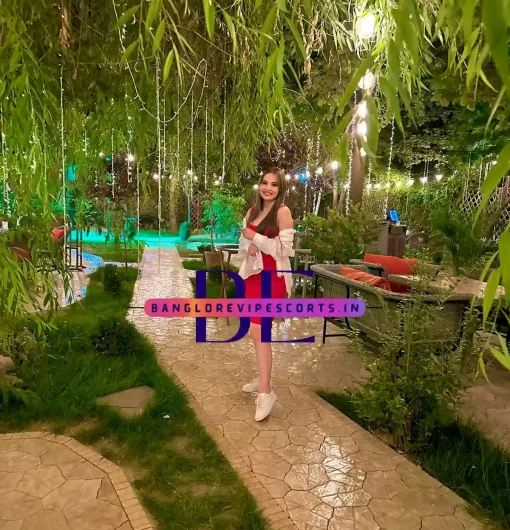 Pictures of Ayim Escort Girl