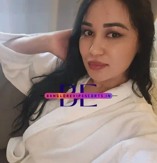 Photos of Sezim Escort Girl