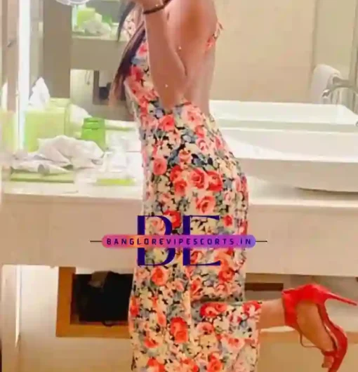 Images of a Working Lady