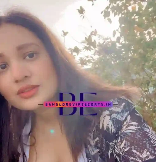 Images of a Working Lady