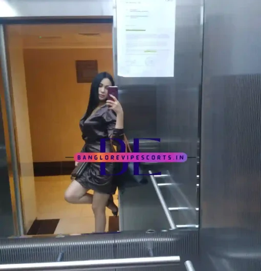 Pictures of Sezim Escort Girl