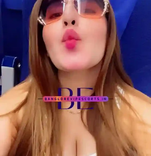 Pictures of Preeti Escort Girl